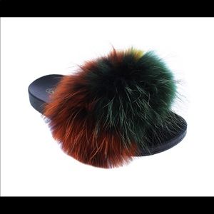Multi color fur slides